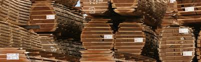 Produits sans pictogrammes de danger, d'origine végétale, totalement biodégradables pour la première et deuxième transformation du bois. industrie du bois. sciage du bois. Scierie bois. Fluide végétal. Dégraissant végétal. Lubrifiant végétal. Substitut gas oil. Industrie du bois